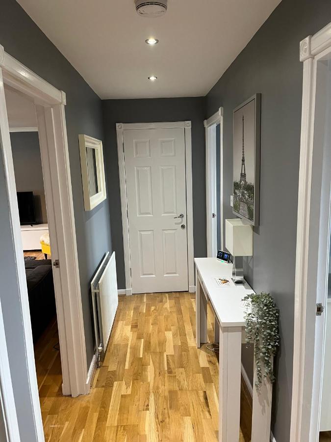Flat Three, 212 Eaglesham Road, East Kilbride, Glasgow Экстерьер фото
